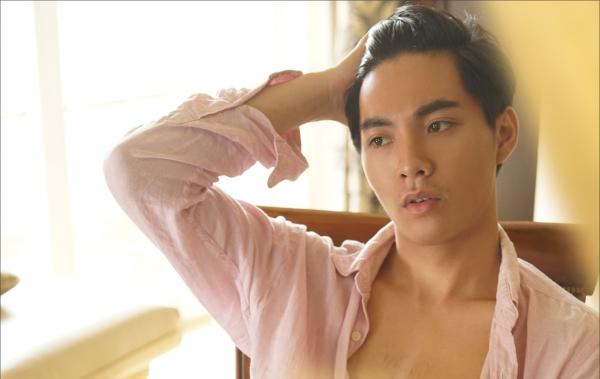 AROUSE--Vol.03---Do-you-mind-if-I-steal-a-kiss